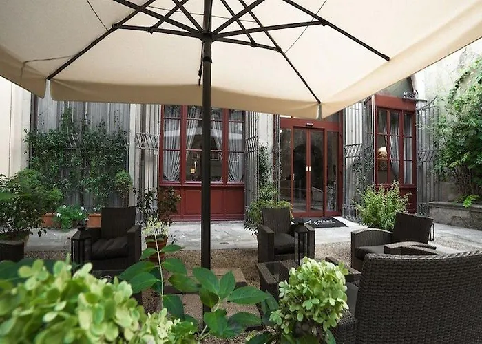 Bretagna Hotel מלון פירנצה