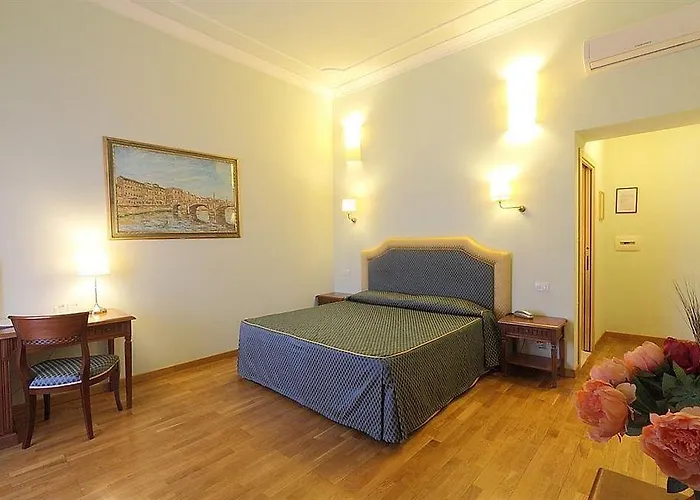 Bretagna Hotel מלון