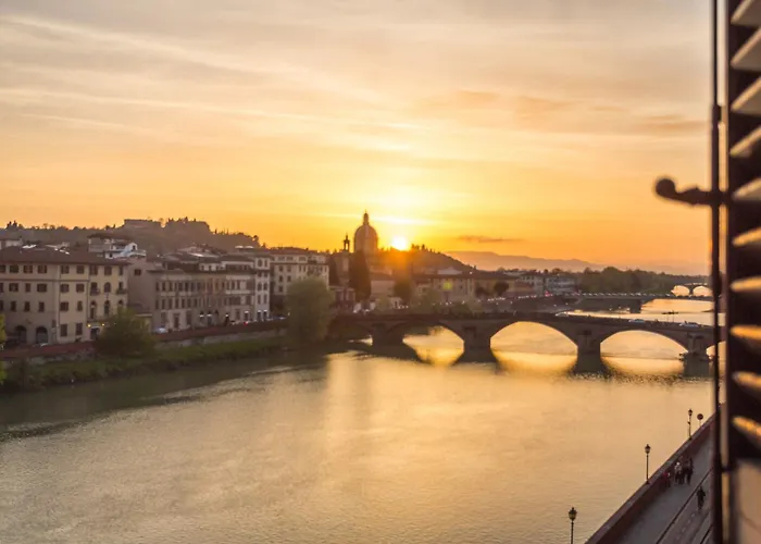 Bretagna Hotel מלון פירנצה