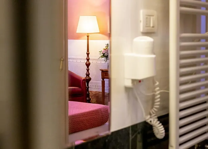 Bretagna Hotel 3* פירנצה