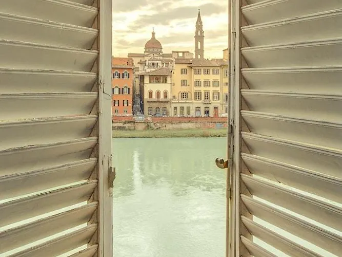 Bretagna Hotel מלון פירנצה