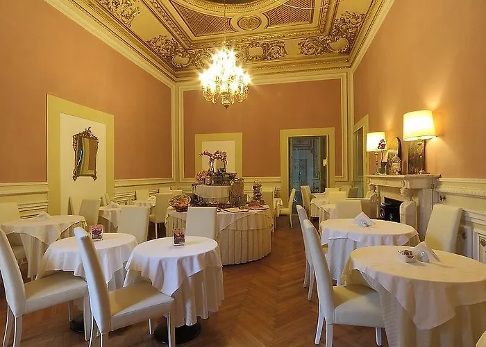 Bretagna Hotel מלון פירנצה