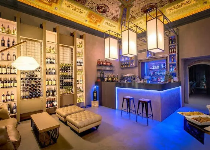 Bretagna Hotel מלון